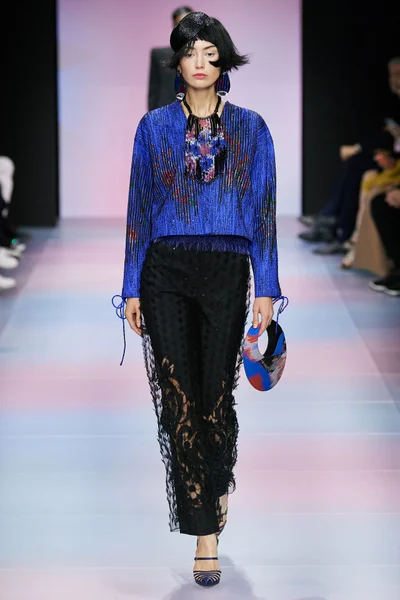 Look 35